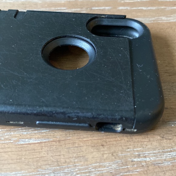 Black XR iPhone case - Picture 8 of 10